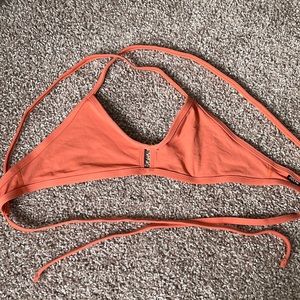 Jolyn Vent bikini top